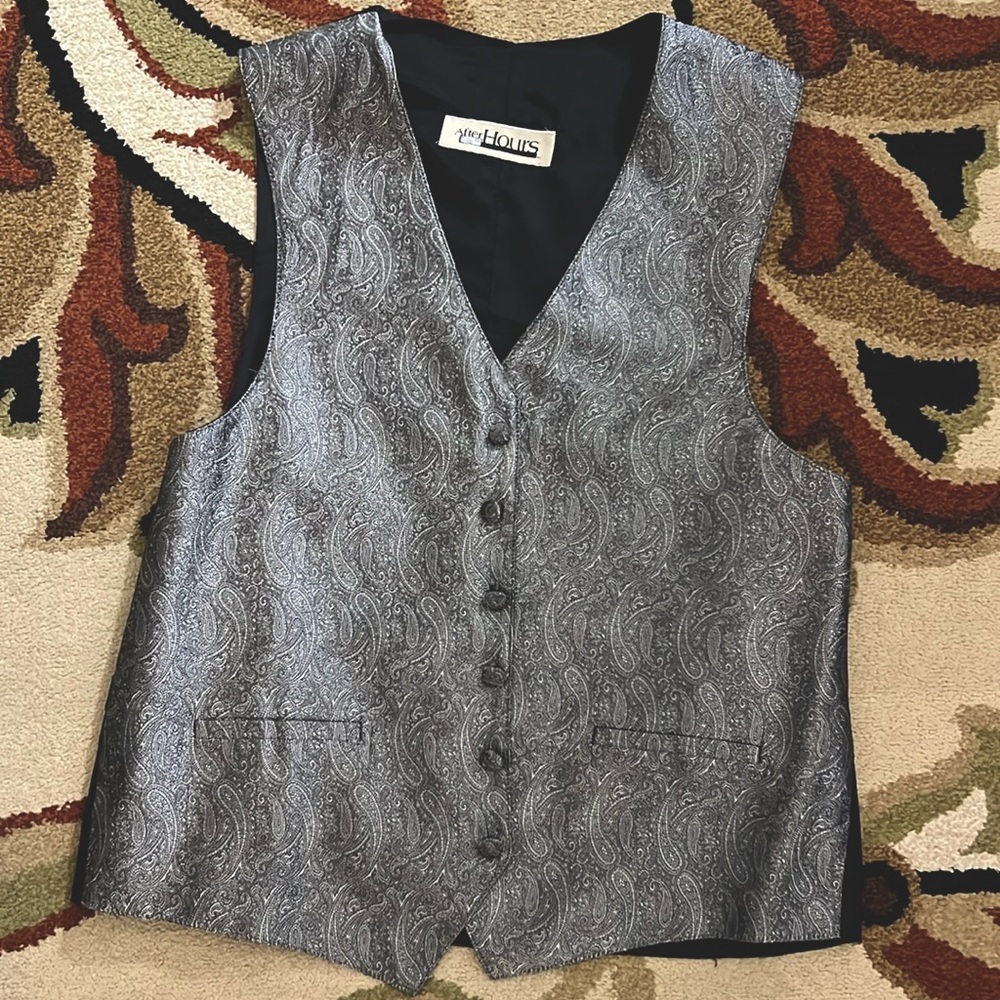 Men’s Silver Paisley Vest